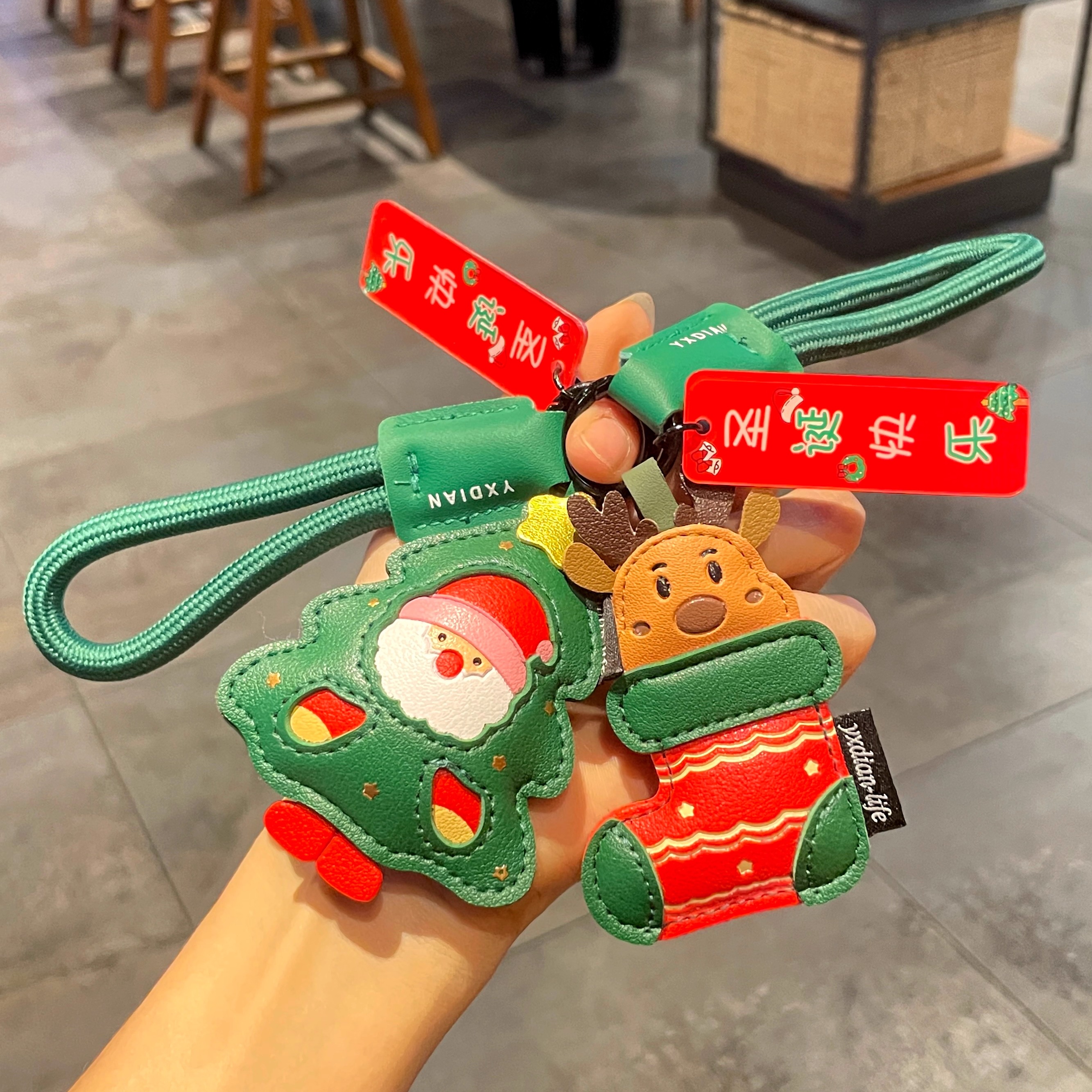 皮革圣诞老人挂件钥匙扣圣诞装饰