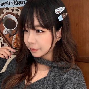 新年发卡卡通眼镜发夹刘海夹碎骨头儿童装饰鸭嘴夹发饰可爱