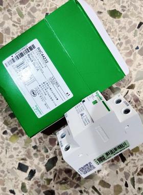 R9C44232 Resi9 OUPR 2P 32A