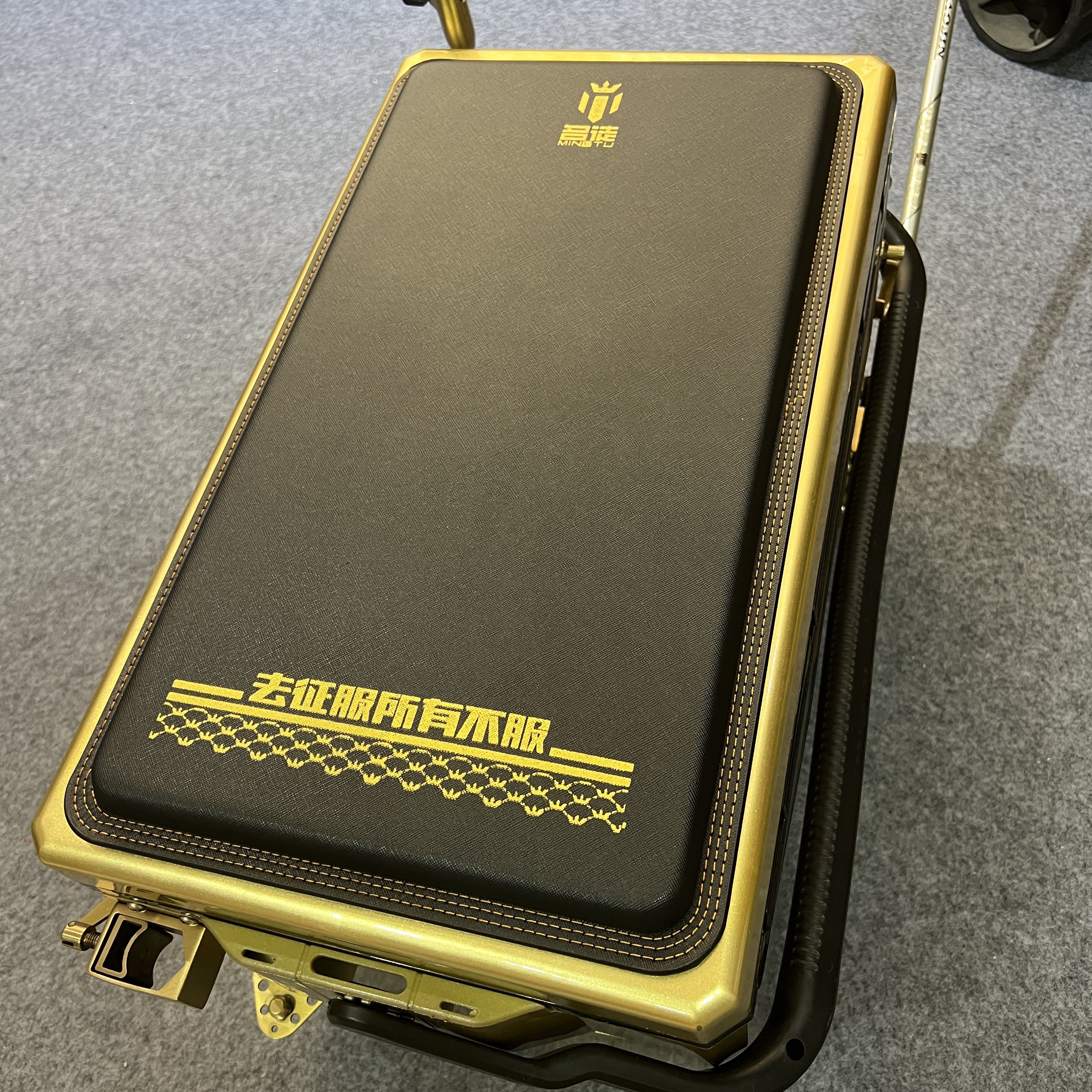 垂钓坐垫记忆棉防水渔具