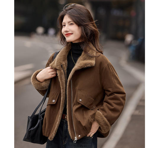 休闲保暖翻皮草外套2025