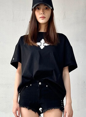 SMFK   新款十字花黑色基础宽松休闲T恤短袖吴佳怡同款