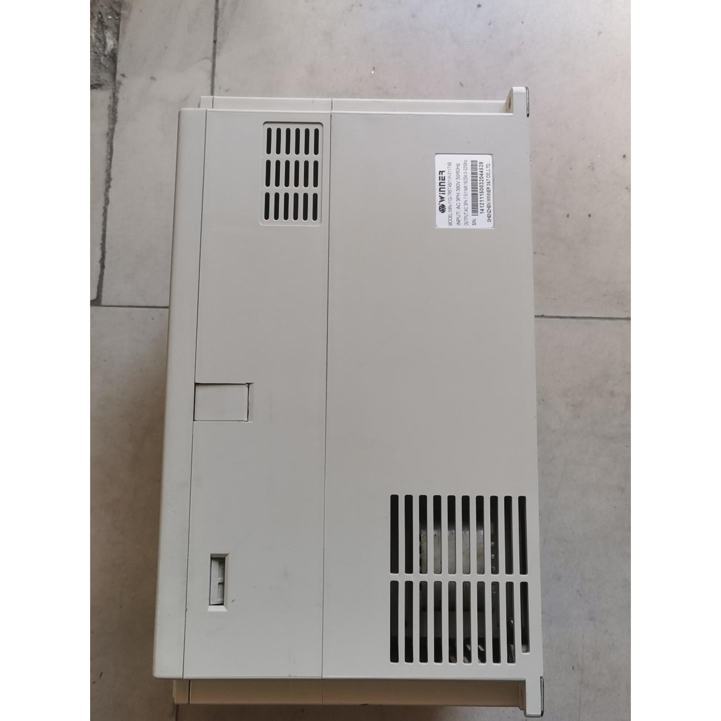 微能WIN-11G-7R5T4B/11P-011T4B，实物