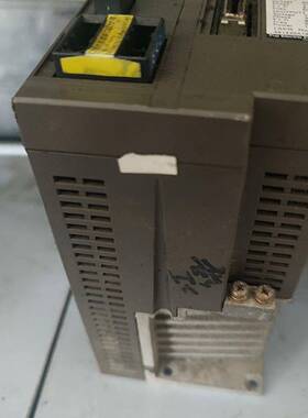 RYC102C3-VVT2驱动器，没有插头便宜处理，10