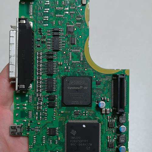 芯片EP4CE40F23I7N