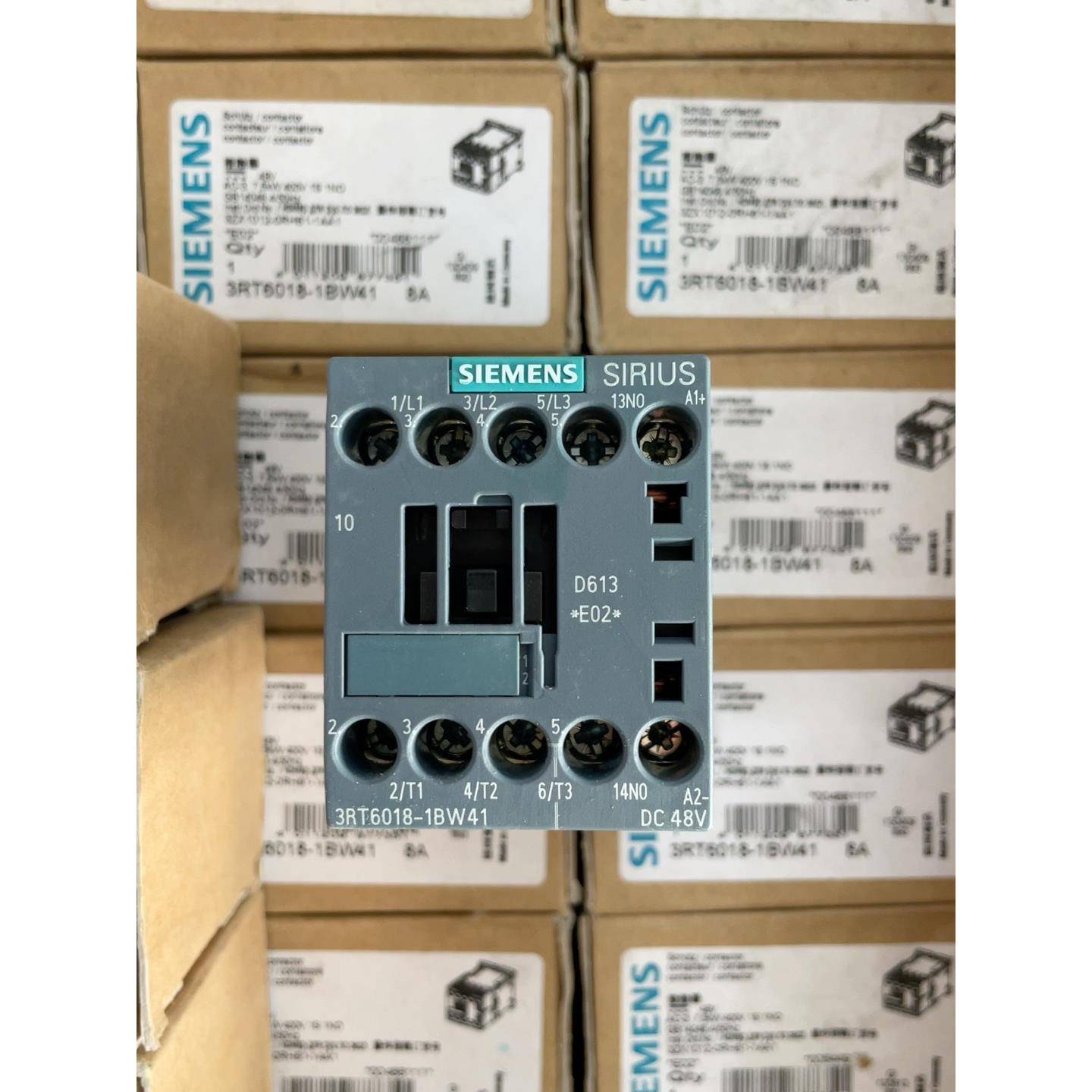 直流接触器 3RT6018-1BW41 3RT6017