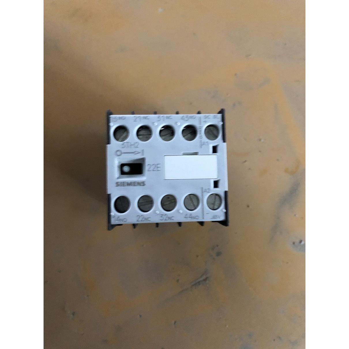 3TH2022-0DJ4 3ZX1012-0TF20-1AA