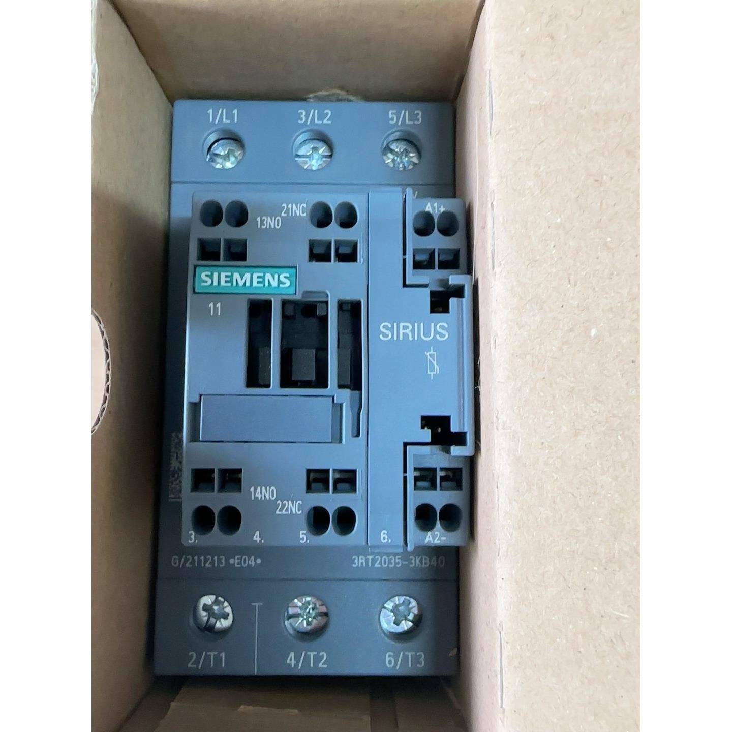 接触器 3RT2035-3KB40