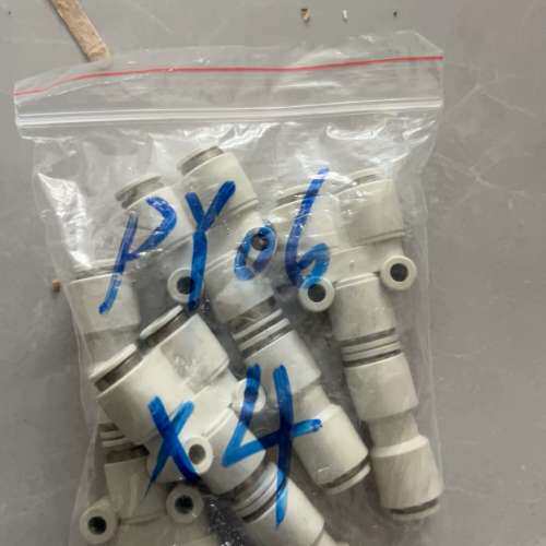 全新CKD接头PY06，现有4个，处理。质量保证，未