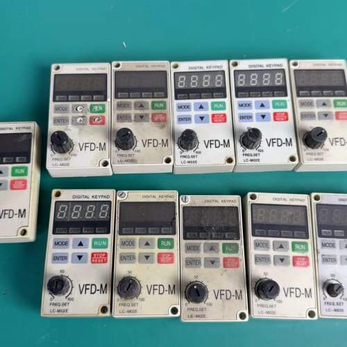 变频器面板 VFD-M，型号：LC-M02E，10个，型