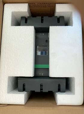 交流接触器LC1D15000F7C线圈380V原包