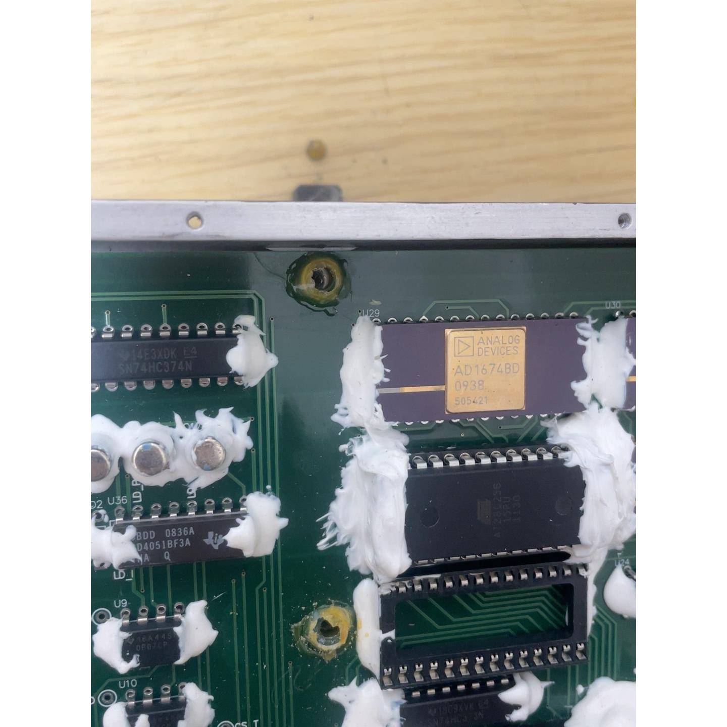 新到ad667bd ad1674bd镀金芯片！100一个！