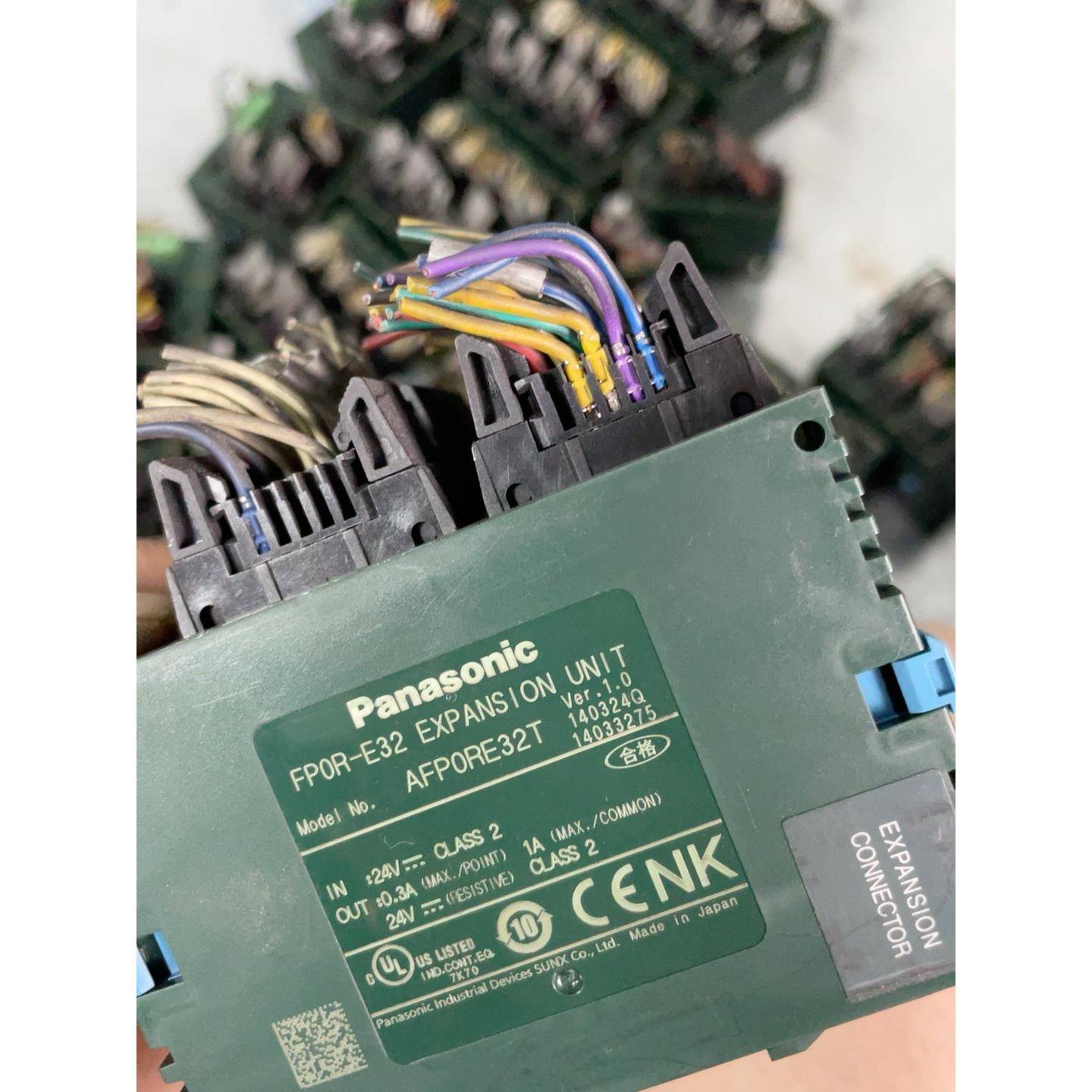 AFP0RE32T PLC 扩展  如图