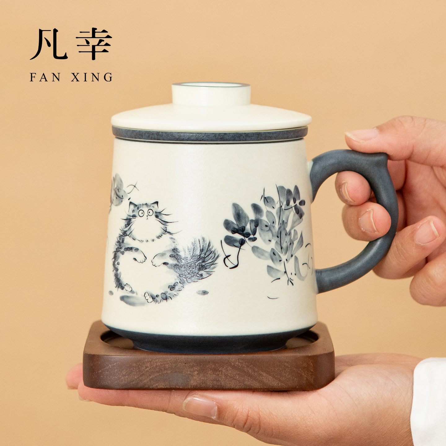 手绘青花故宫猫马克杯泡茶杯