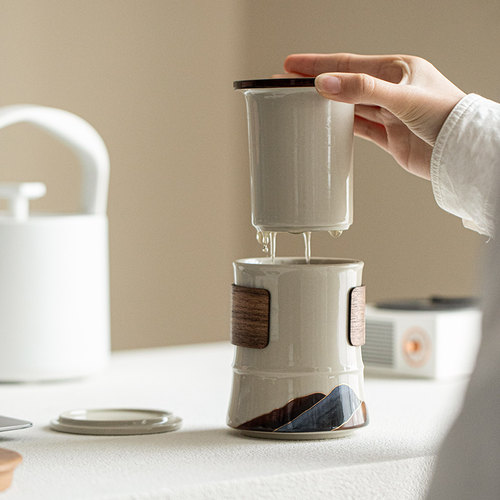 简约陶瓷泡茶杯茶水分离