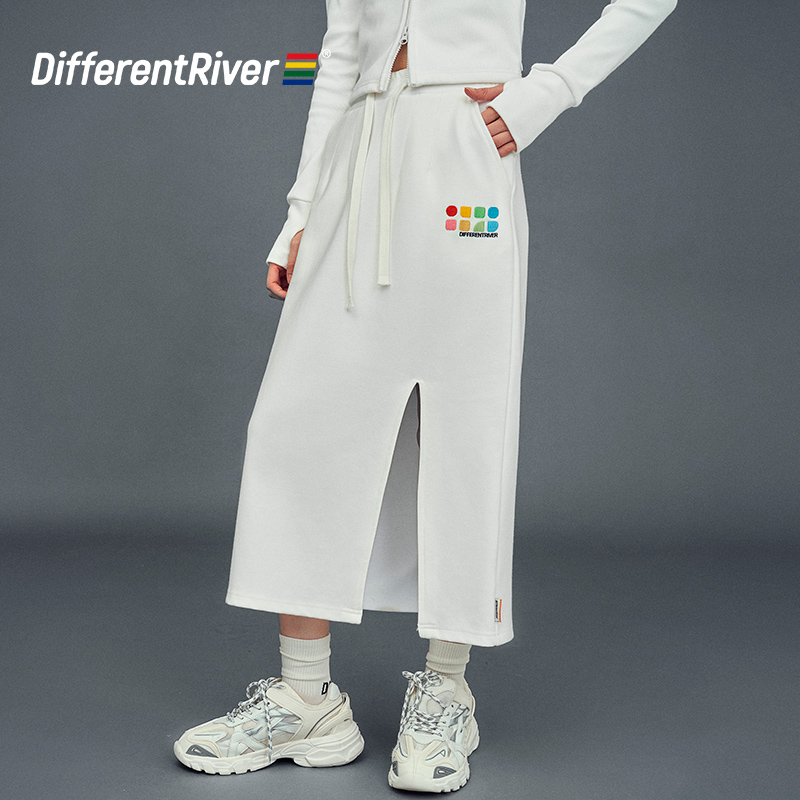 与川休闲女款辣妹包臀裙