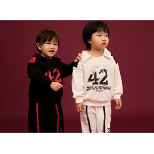 DifferentRiver2023秋冬季儿童款休闲数字胶印罗纹翻领加绒卫衣