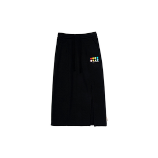 DifferentRiver2023秋冬极简风纯色运动休闲女款辣妹包臀裙