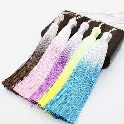 Gradient tassel tassel hand DIY accessories cos tassel antiq