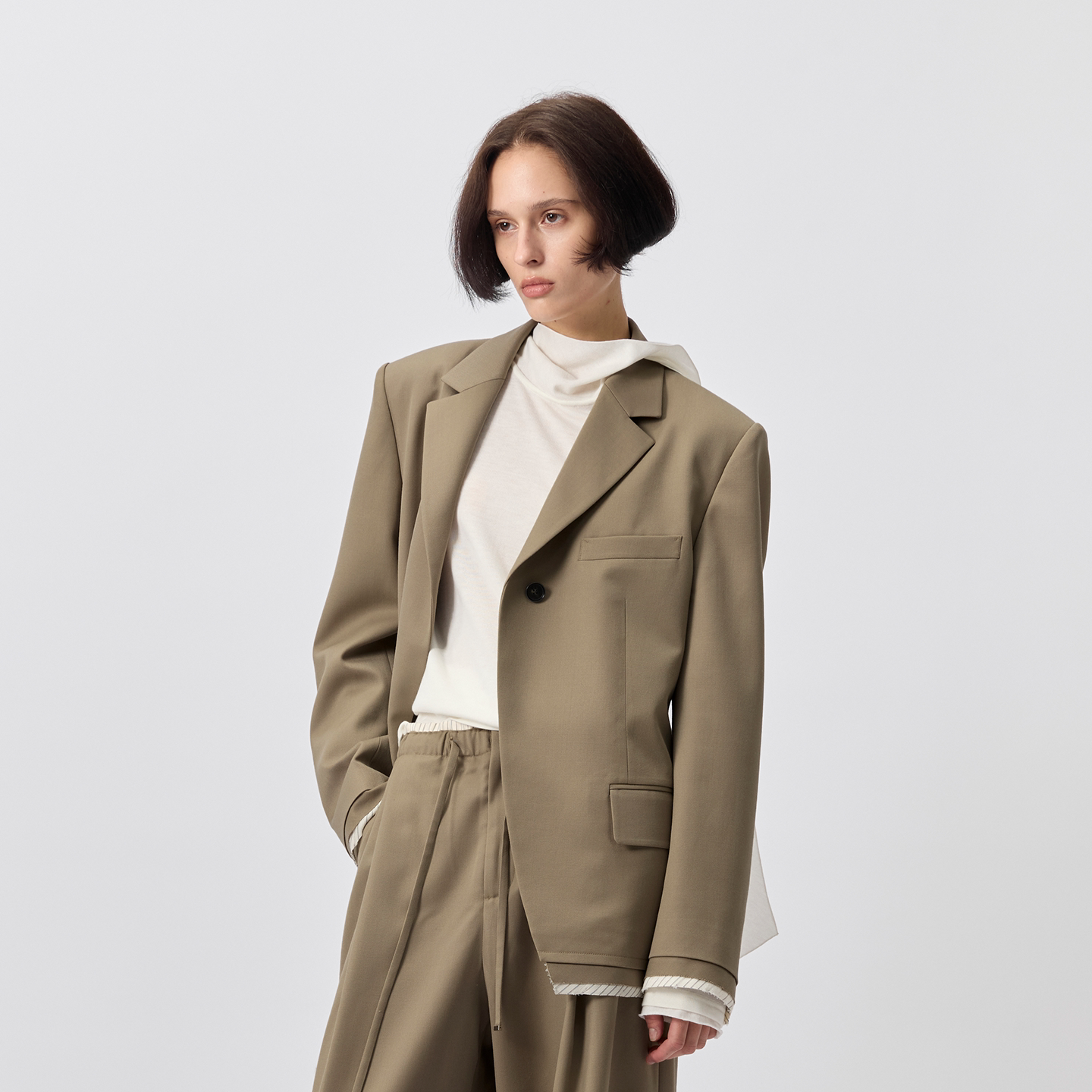 【郝熠然同款】PHISM26年秋冬新款袖口拼边女款休闲西服上衣外套