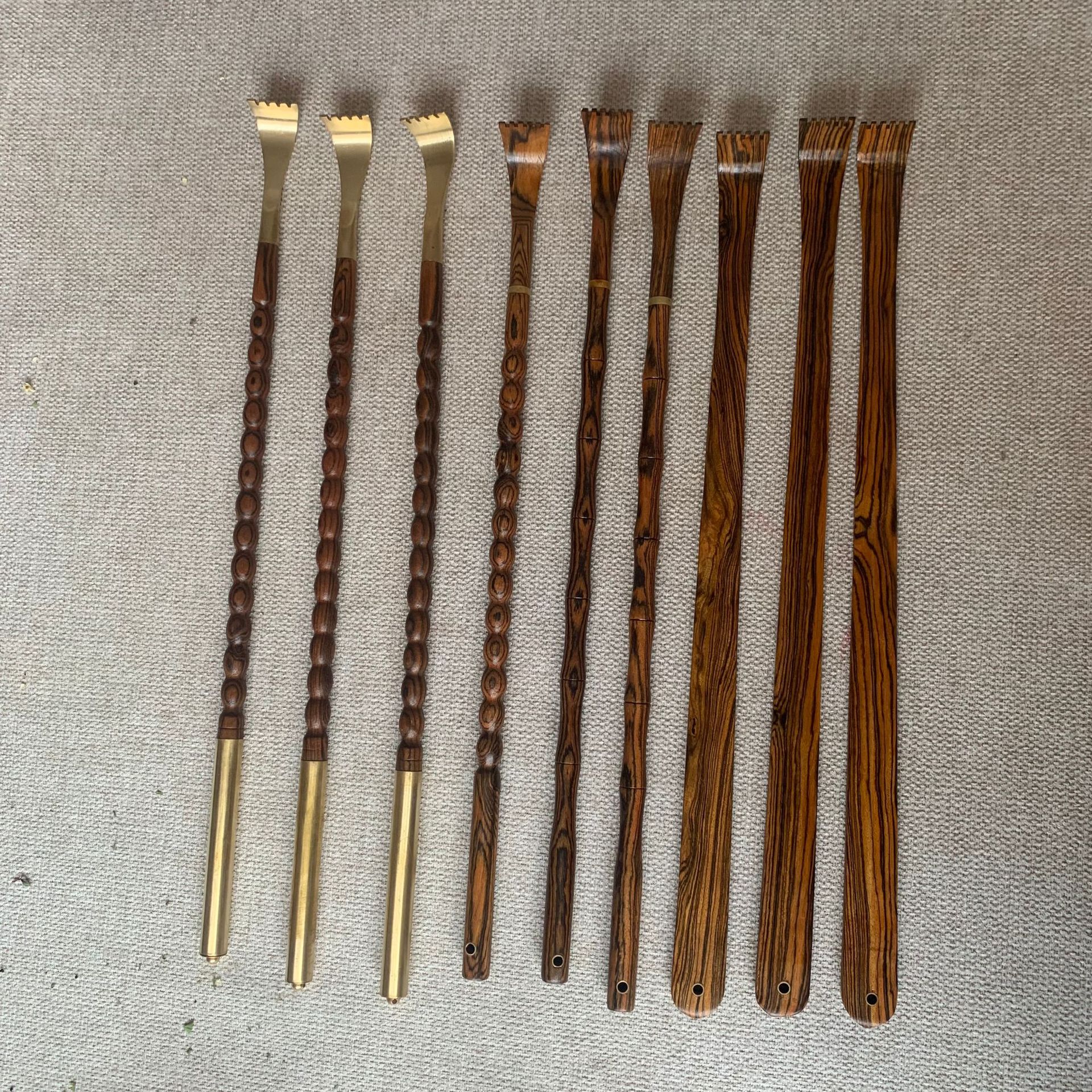 黄金檀实木痒痒挠整木一体纯铜片挠珠子竹子挠厂家批发止痒老头乐图片