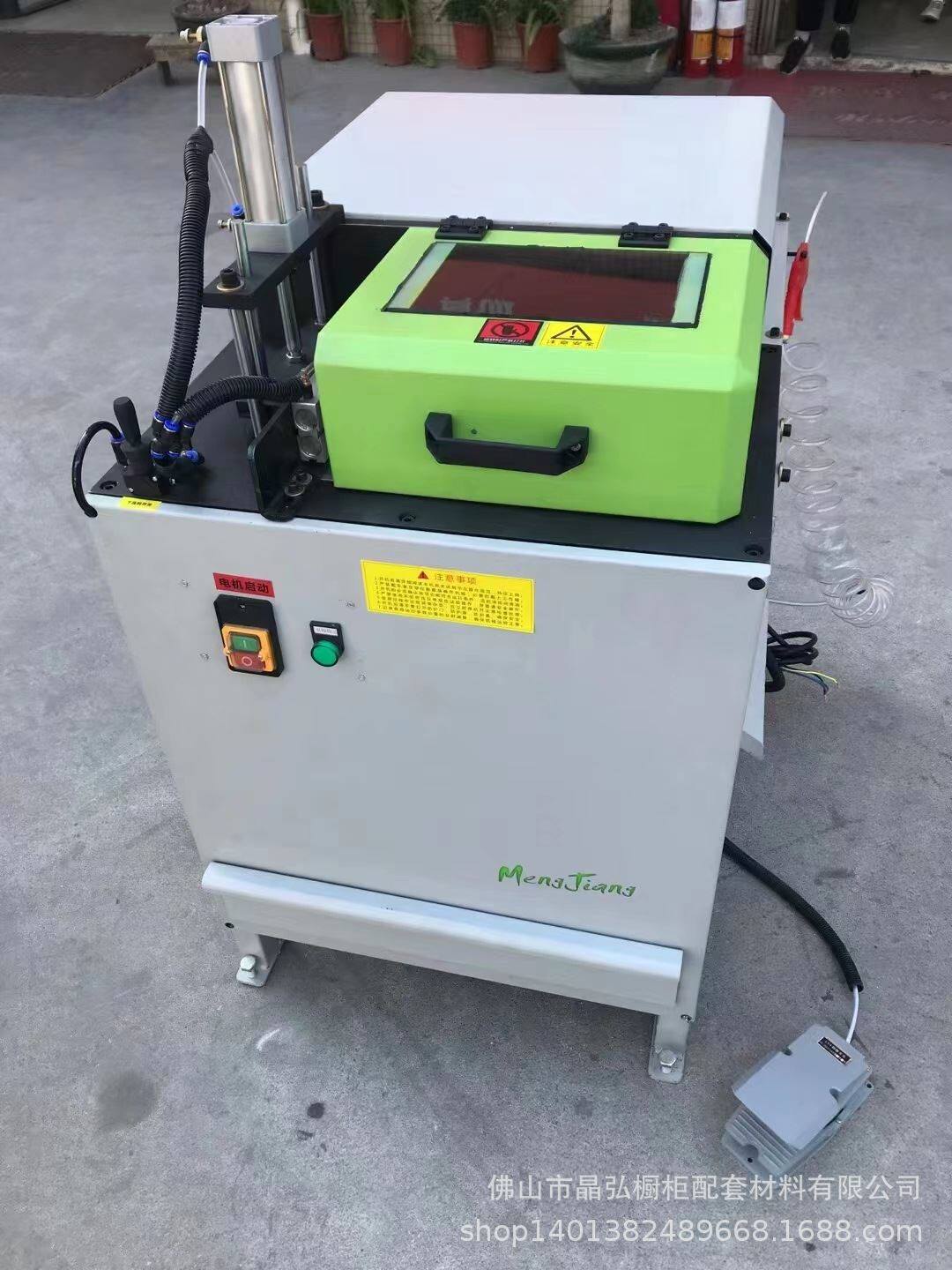 供应单头45度斜切机极简生态门玻璃铝框门切角机门窗加工设备广东