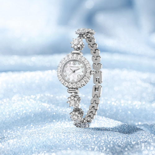 马年限定新年礼物旋转山茶花手表