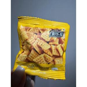 福乐发锅巴香脆独立膨化食品小吃小包装整箱棋牌室休闲零食