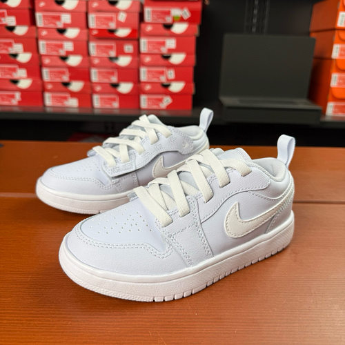 Jordan乔丹正品aj1低帮儿童中童秋冬软底魔术贴板鞋童鞋 fn7376