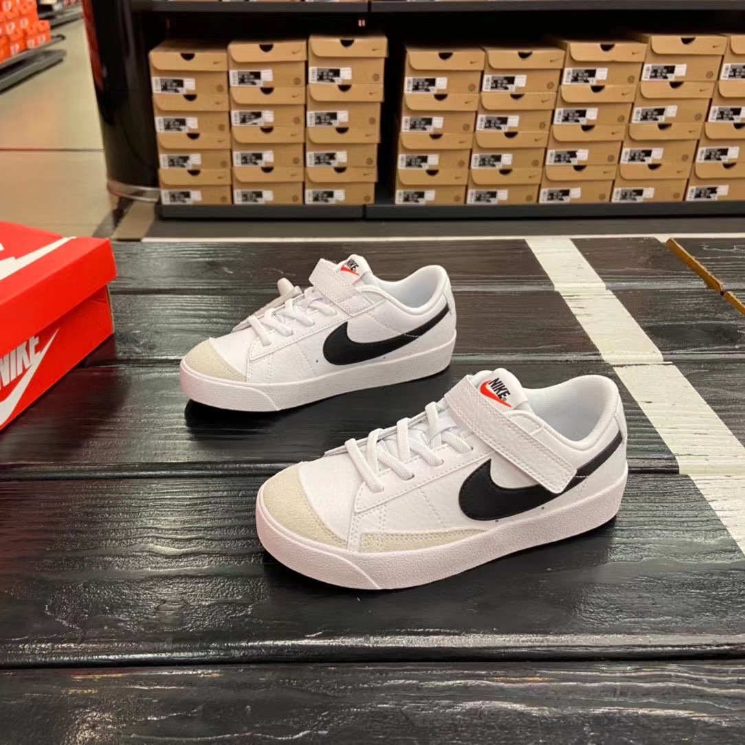 耐克儿童中童秋冬季开拓者板鞋