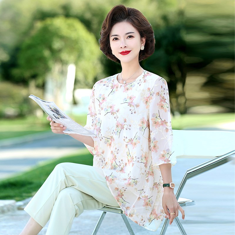速发妈妈夏装新款袖中上衣小4中老年人薄款高贵碎花t恤中长款衫0