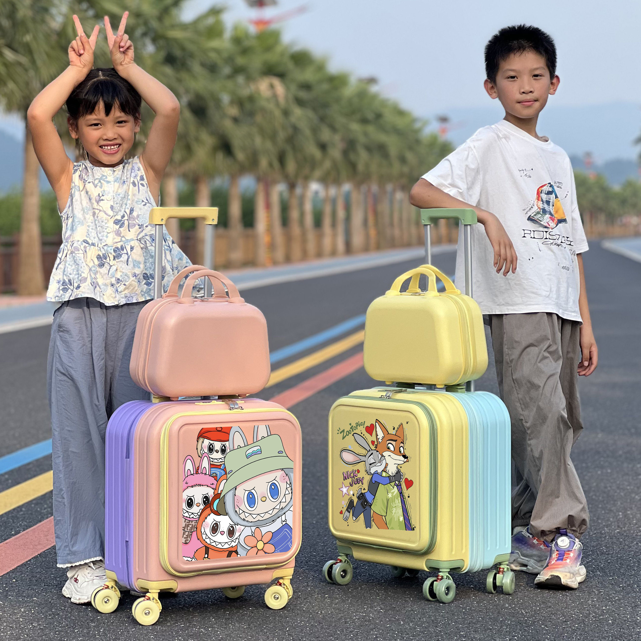 侧开儿童行李箱女孩小型轻便18寸登机小学生拉杆箱卡通旅行密码箱