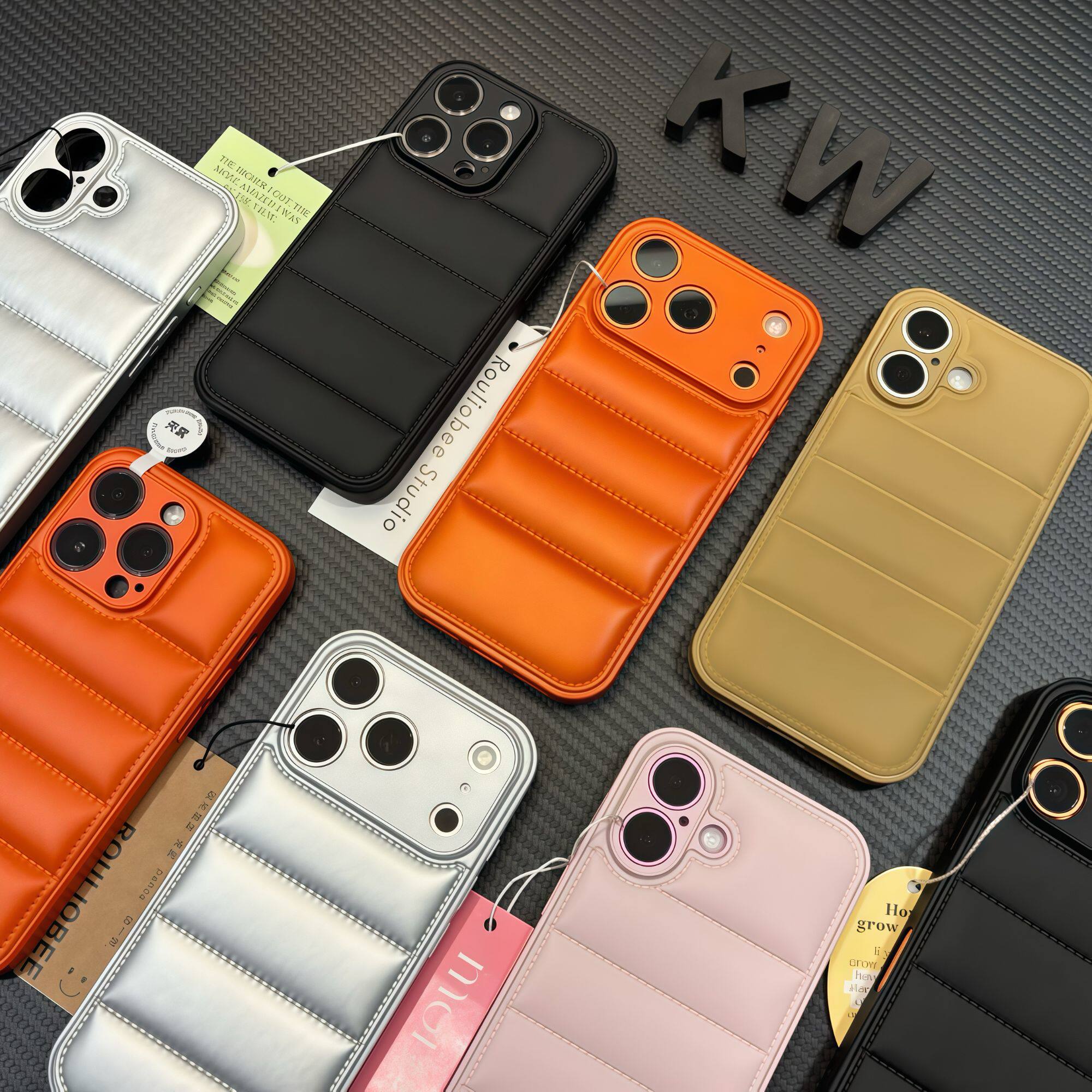 新款ins简约大方羽绒服适用苹果17promax手机壳16pro黑色iphone14/13小香风11防摔12男女款高级15pm不撞款软