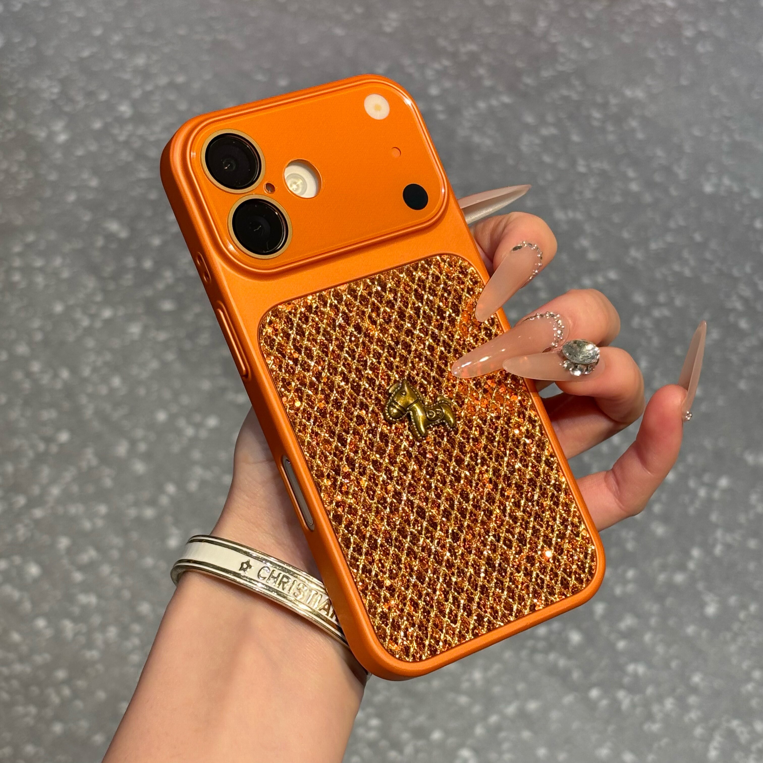 秒变17马年闪粉小金马适用苹果17promax手机壳奢华iphone16promax保护套巨好看15pro男女款16新款14/13外壳女