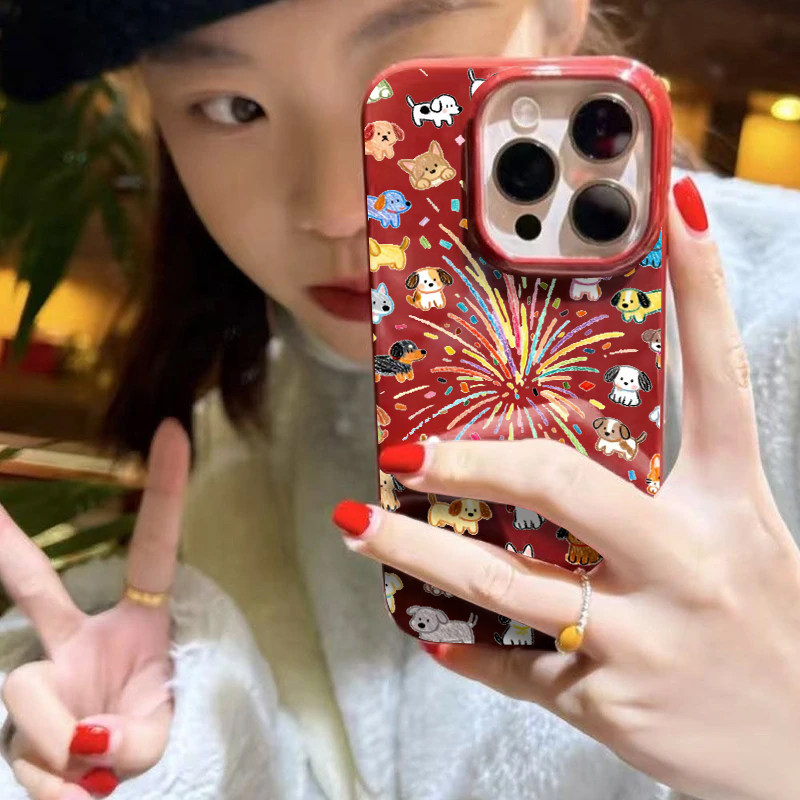 满屏烟花小狗适用苹果16/17promax手机壳iphone16pro卡通13/14软12新款11果冻酒红肤感防摔15plus情侣x/xr软