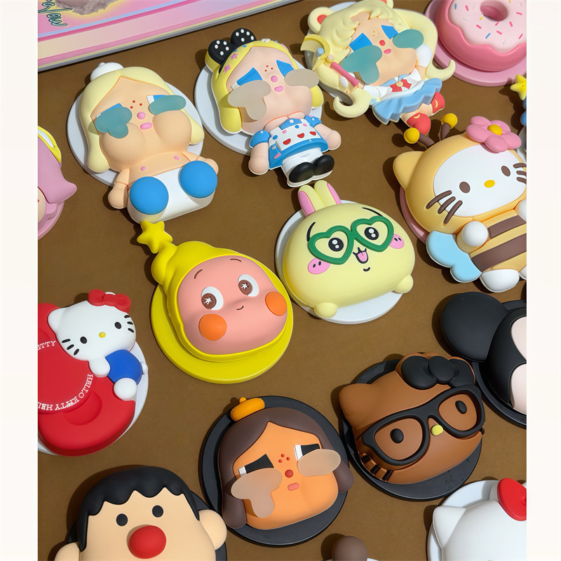 【磁吸支架】立体波点泳装黑皮kitty磁吸支架适用MagSafe手机强力吸附桌面懒人追剧神器支撑架适用苹果小米17