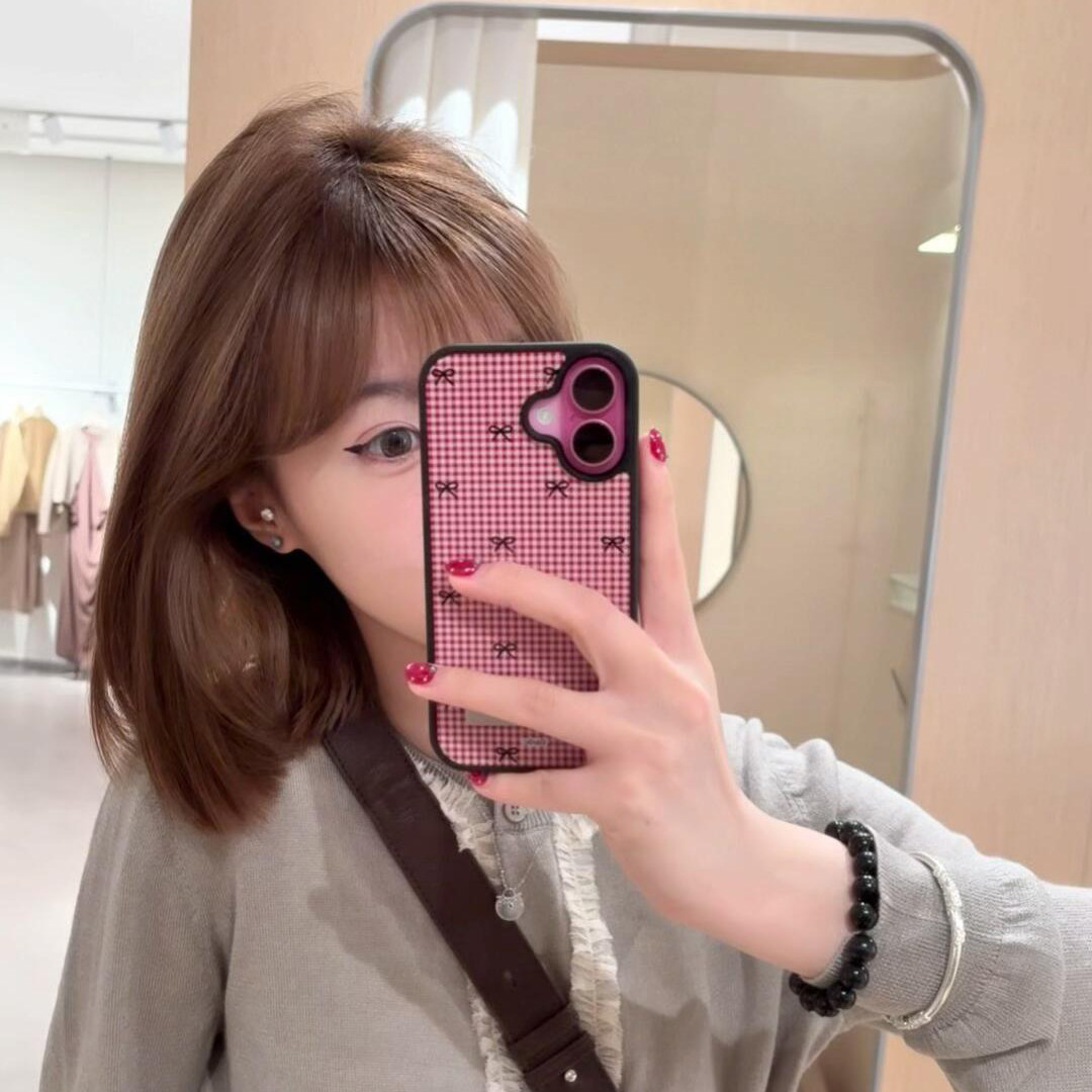 玫红蝴蝶结小格适用苹果16/17promax手机壳iphone14pro可爱13/14软12男女新款16e彩色软边亚克力防摔plus超火