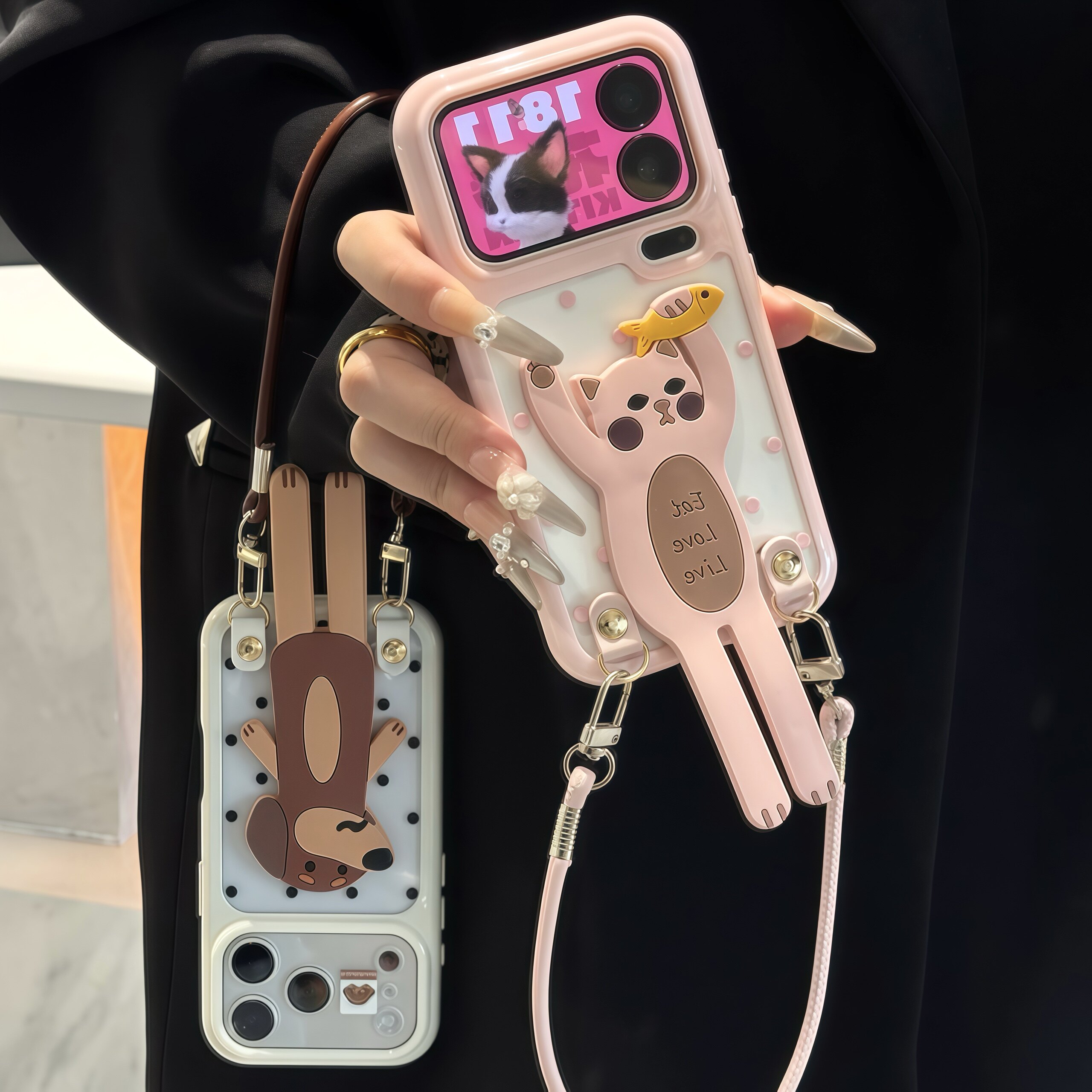 波点抓鱼猫适用苹果17promax支架挂绳手机壳iphone16pro高颜值vivoS50新款星空壳华为mate80防摔小米17pro软