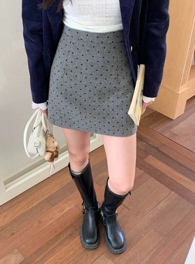 3th Morning 欧尼穿搭 爱心植绒波点显瘦A字半身短裙