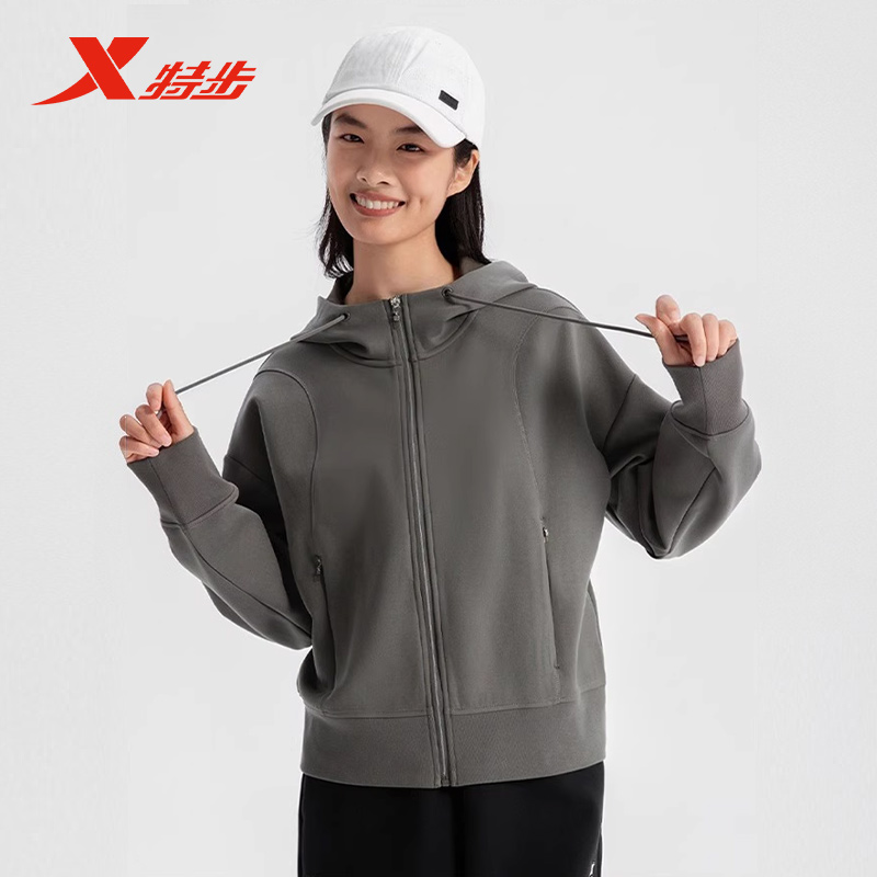 特步女款户外无缚轻行针织上衣