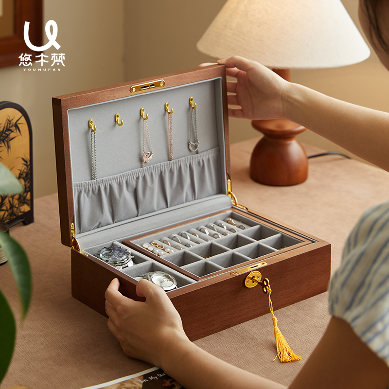 首饰收纳盒高档精致手饰品盒子实木质黄金首饰盒带锁新婚礼物生日