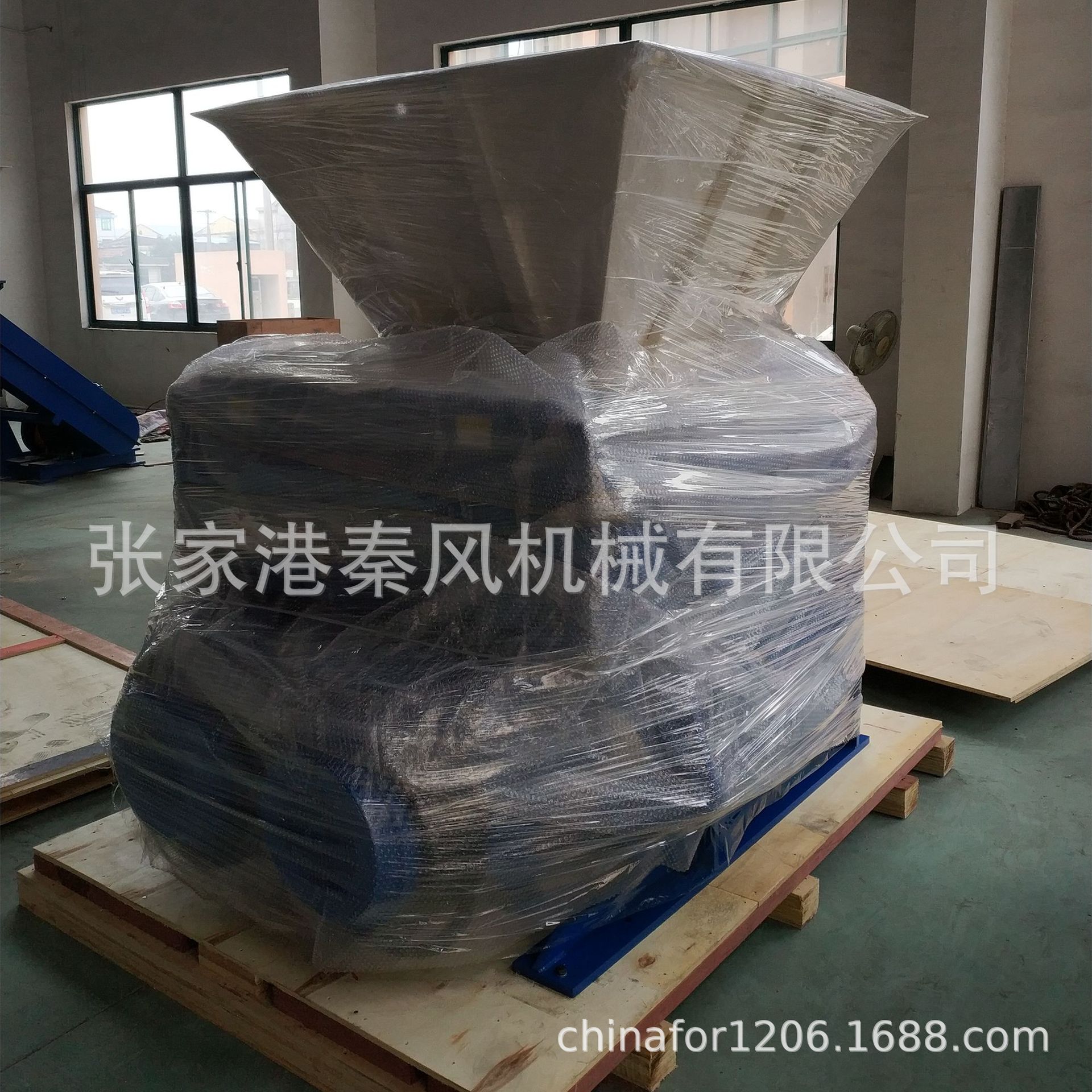 用于薄膜，编织袋的双单轴撕碎机，中型产量回收机器