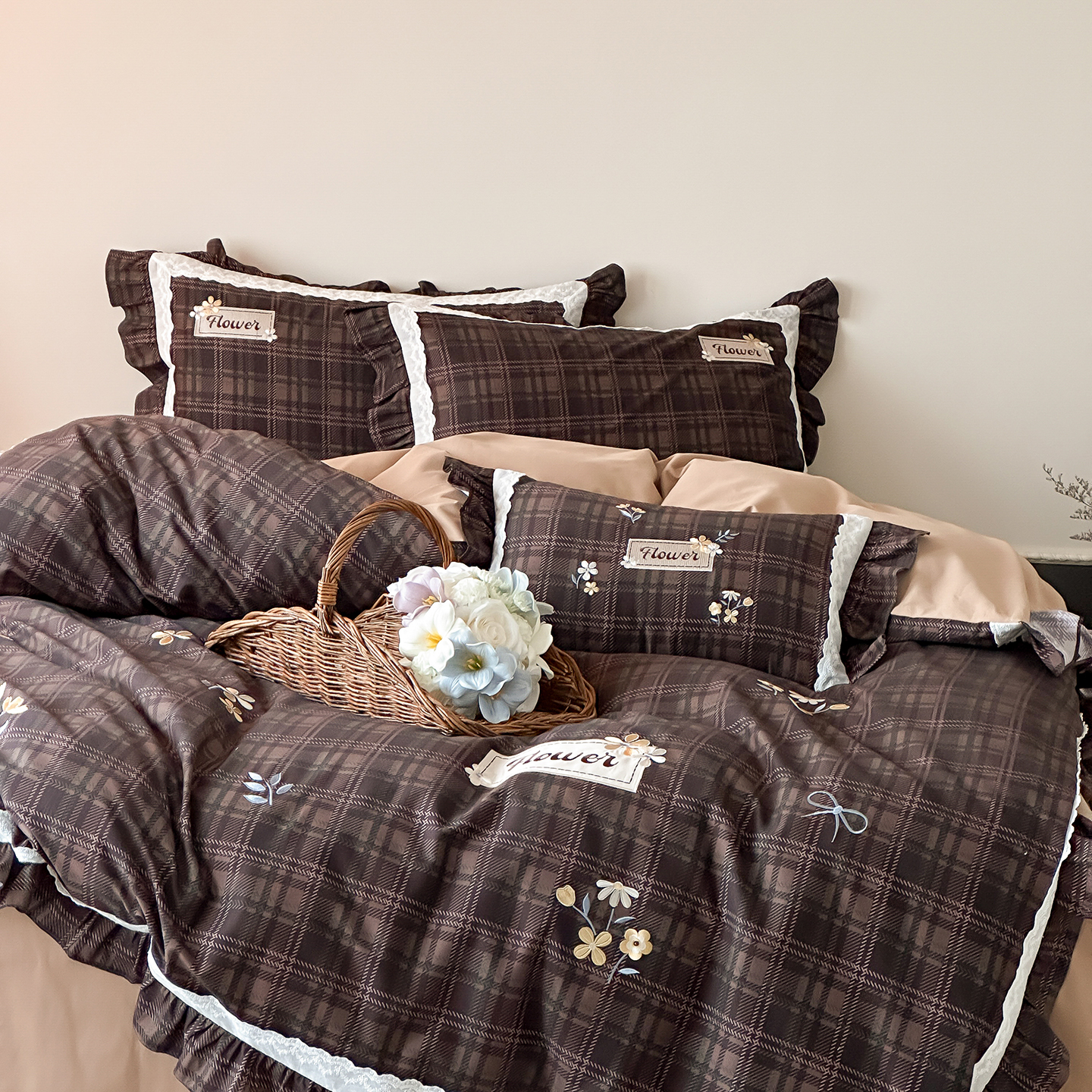 复古风秋冬100支长绒棉全棉纯棉磨毛绣花四件套保暖柔软花边床品