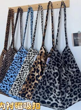 加厚款豹纹灯芯绒包包单肩斜挎布袋宋慧乔emis同款帆布包百搭包包