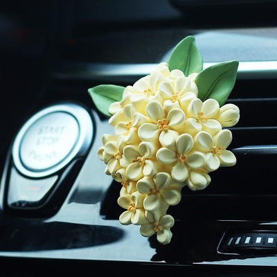 桂花车载香薰汽车空调出风口车用香水装饰摆件扩香石花朵车内饰