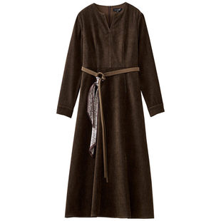 【年度大清仓】小V领收腰长袖高腰A字连衣裙DR263