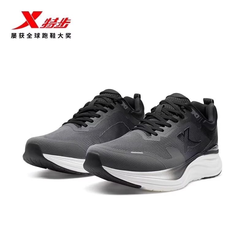 特步行云男跑鞋2025夏季新款正品网面透气轻便运动鞋975219110058