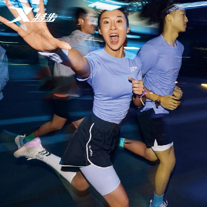 特步速干T女夏季宽松短袖冰丝户外跑步T恤透气上衣女975328010160