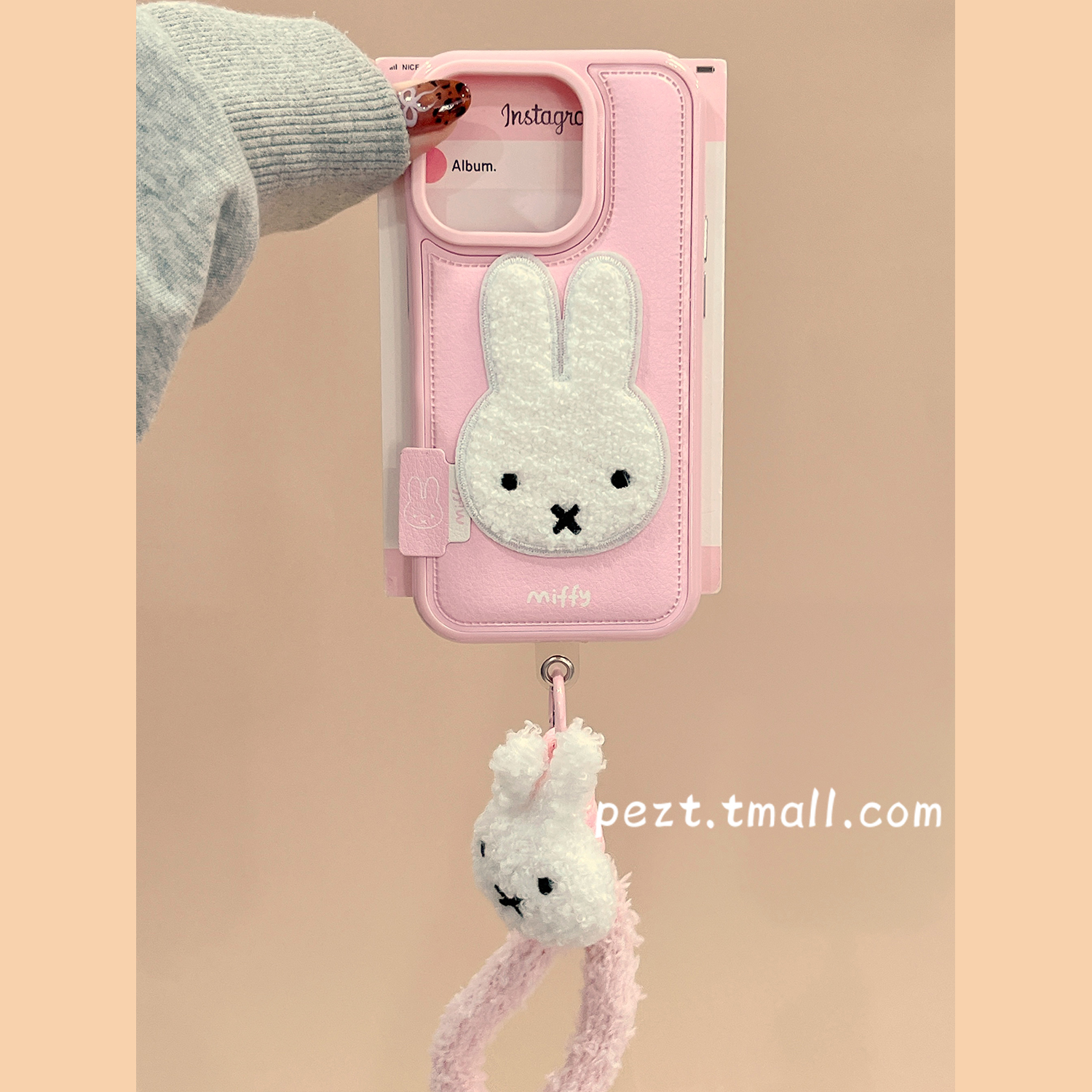 立体毛绒刺绣米菲兔手机壳皮质