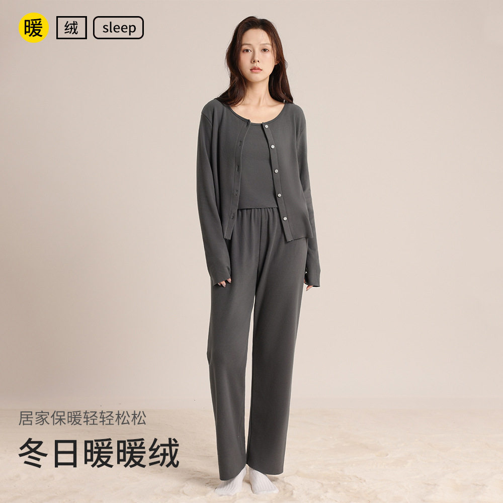 秋冬德绒保暖发热女士睡衣三件套